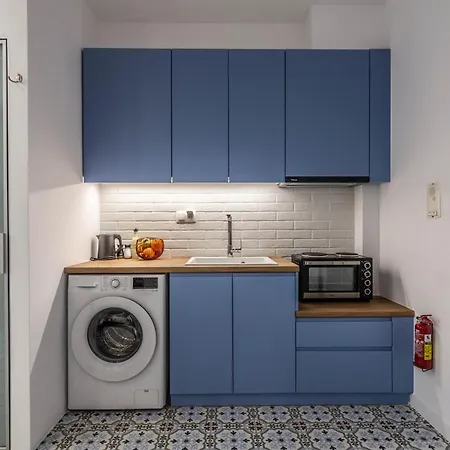 Apartment Aris Ampelokipoi